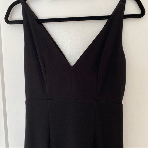 Lulu’s gown - Picture 3 of 5